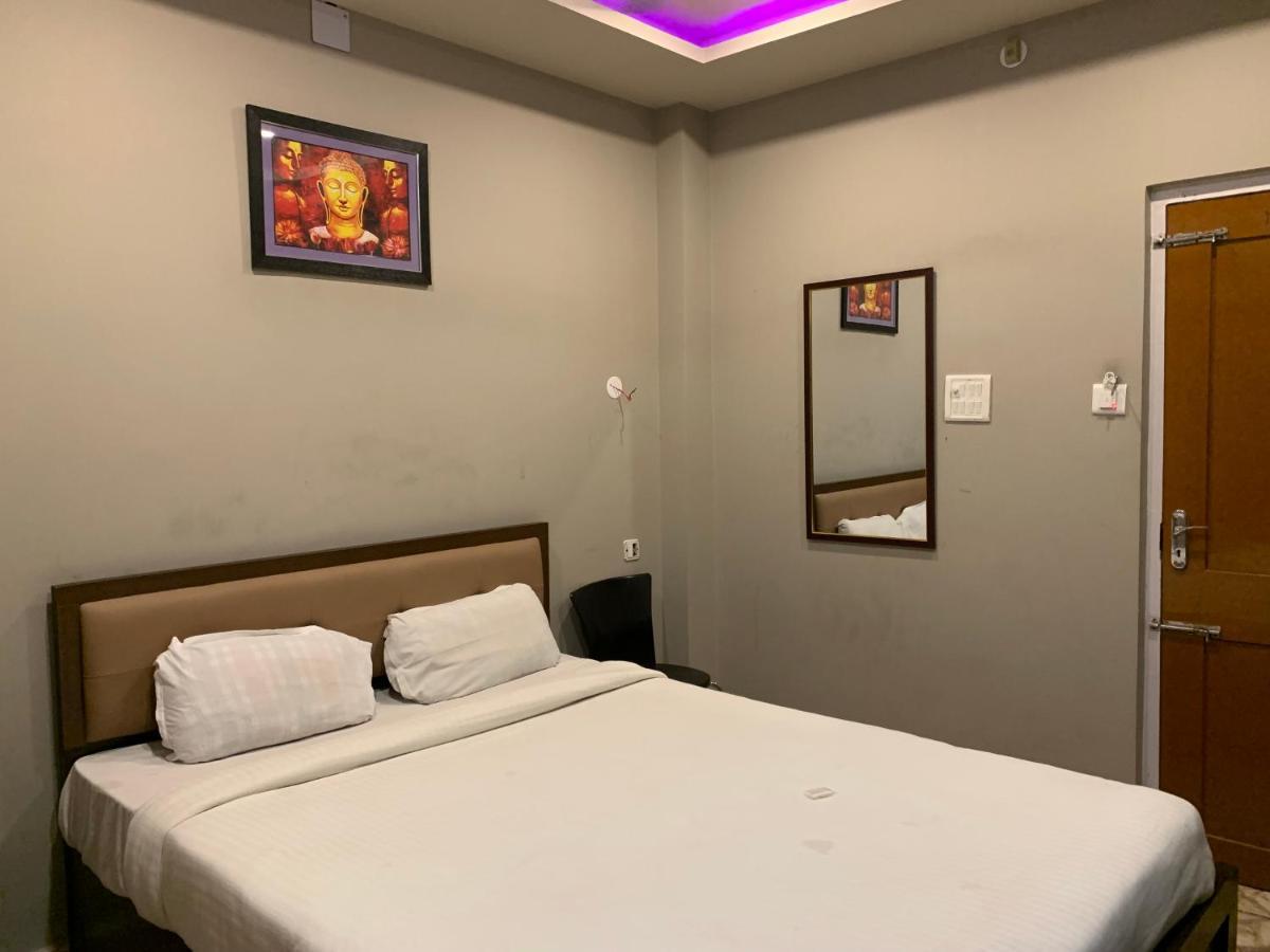 Gd Hotel Njp Siliguri Exterior foto