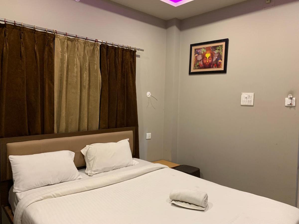 Gd Hotel Njp Siliguri Exterior foto