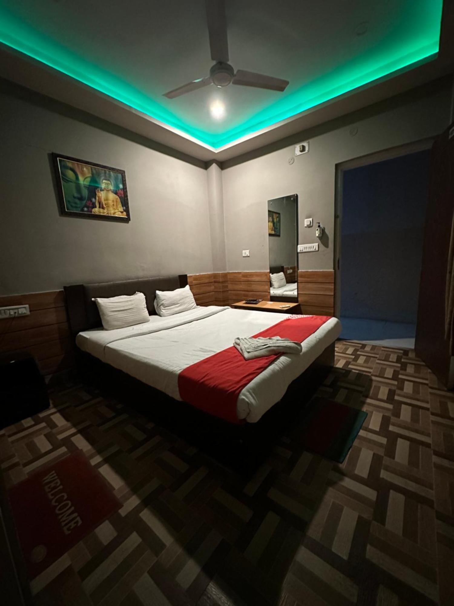 Gd Hotel Njp Siliguri Exterior foto